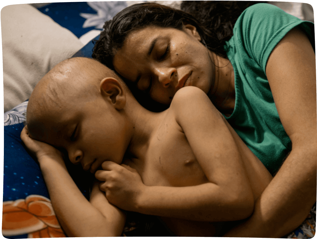 Woman_and_Child_Bedtime_Hugs